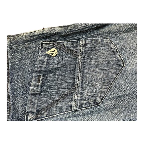 Volcom Nova Jeans Modern Straight 26 Distressed Finish Casual Everyday Trendy - Picture 9 of 10